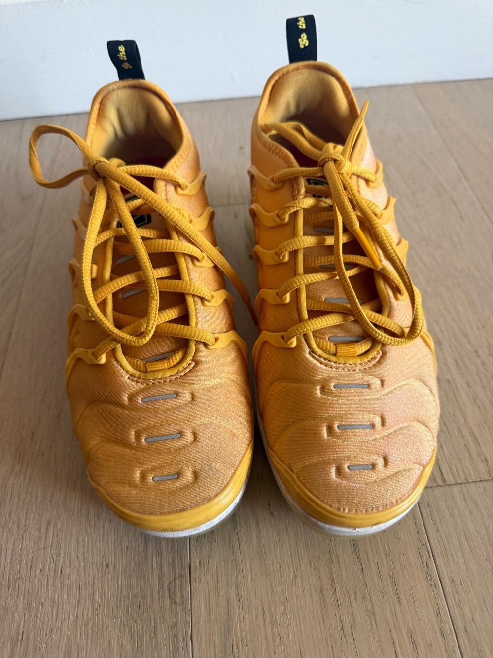 Nike Air Max Vapormax plus ‘Go the extra Smile’ size 5.5/ Women’s 7.5